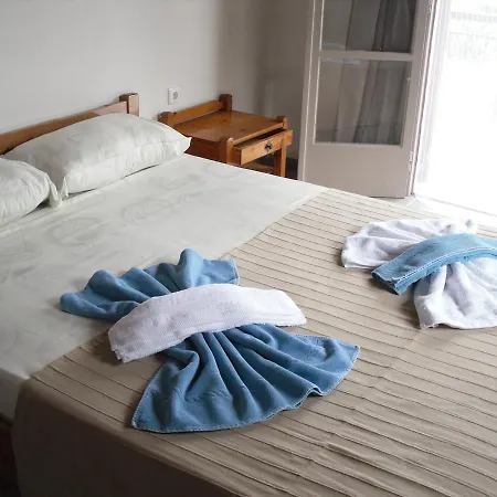 Spiti Kritikos Апартаменты Бенитсес