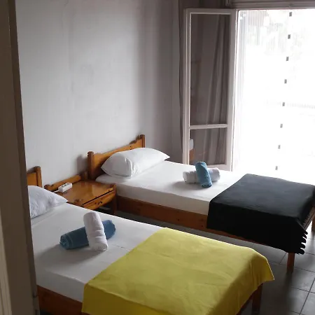 Spiti Kritikos Benitses (Corfu)