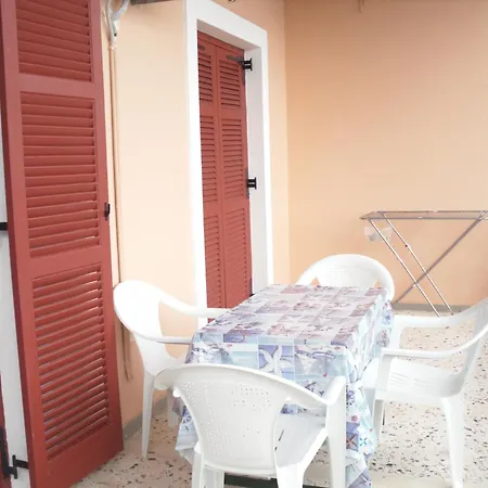 Apartment Spiti Kritikos *